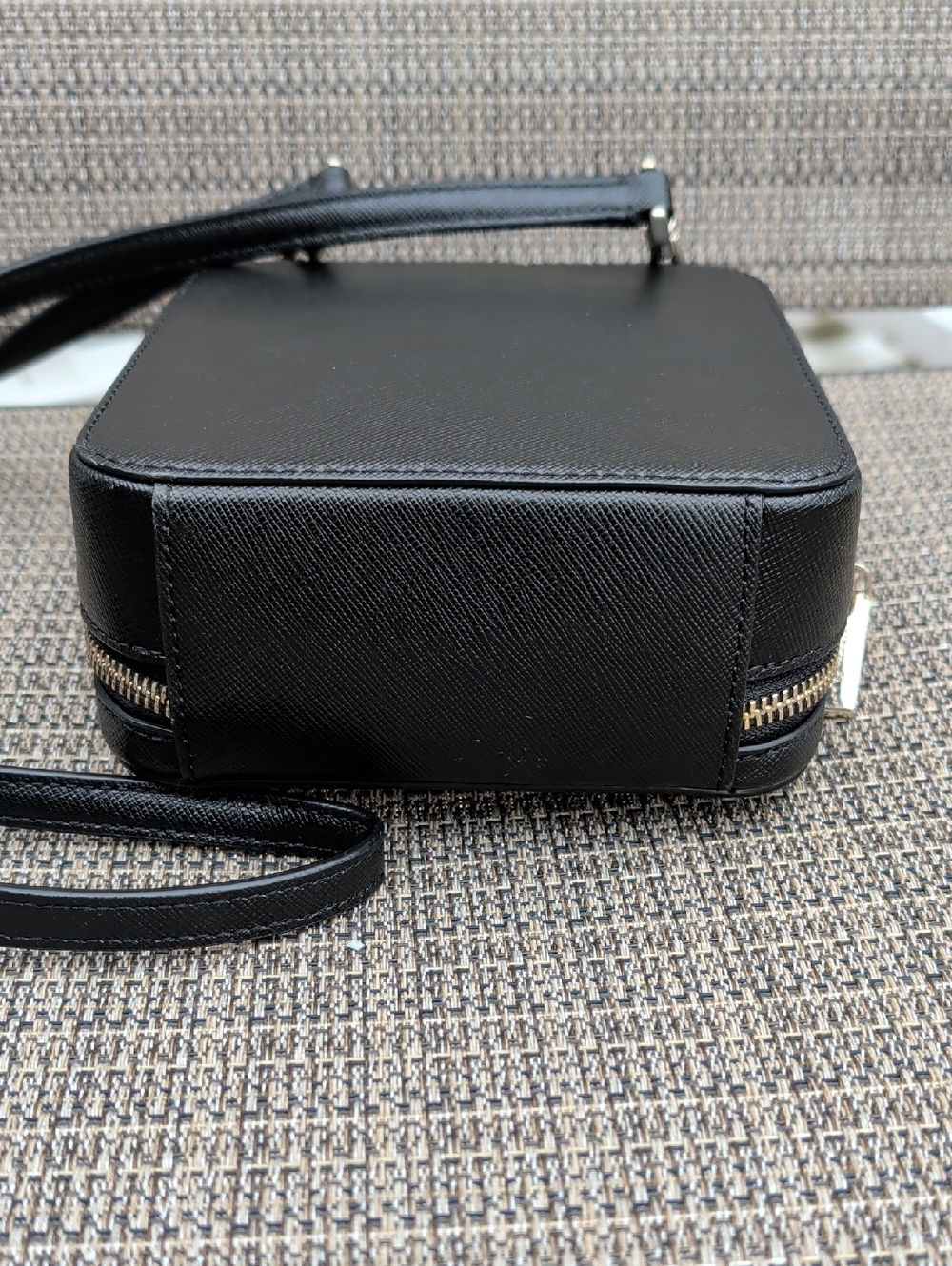 Kate Spade New York "Meow" Cat Daisy Colorblock Vanity Crossbody EUC 🐈⬛🐈⬛ - Picture 5 of 7